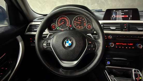 BMW-320i-2.0 16V TURBO ACTIVE FLEX 4P AUTOMÁTICO BMW-320i-2014