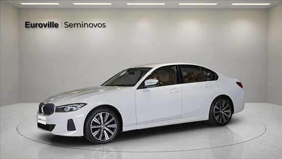 BMW-320i-2023