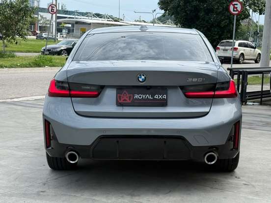BMW-320i-2.0 16V TURBO FLEX M SPORT AUTOMÁTICO BMW-320i-2025