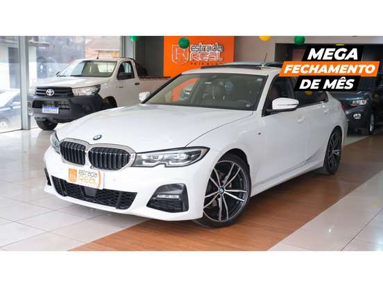 BMW-320i-2021