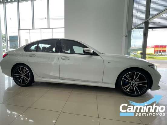 BMW-320i-2024