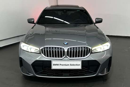 BMW-320i-2023