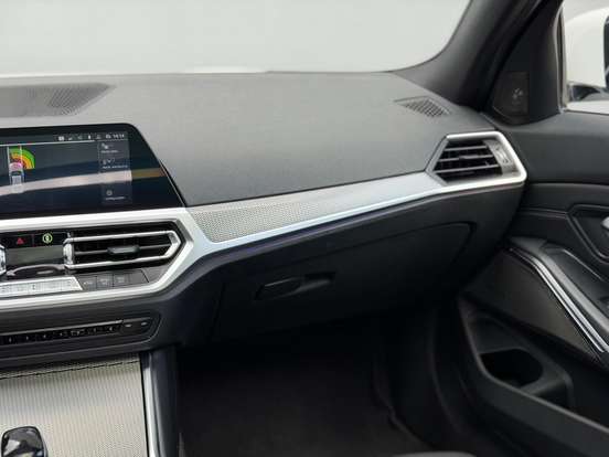 BMW-320i-2.0 16V TURBO FLEX M SPORT AUTOMÁTICO BMW-320i-2020
