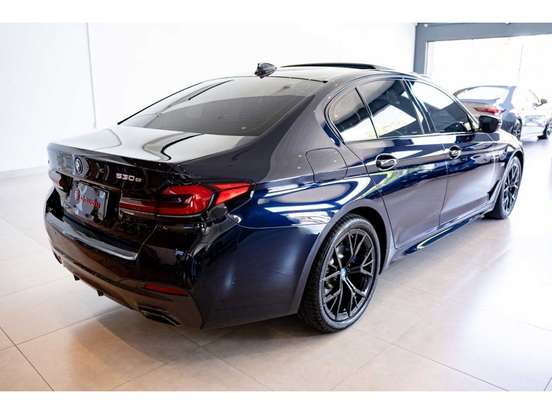 BMW-530e-2.0 16V TWINPOWER HÍBRIDO M SPORT AUTOMÁTICO BMW-530e-2022