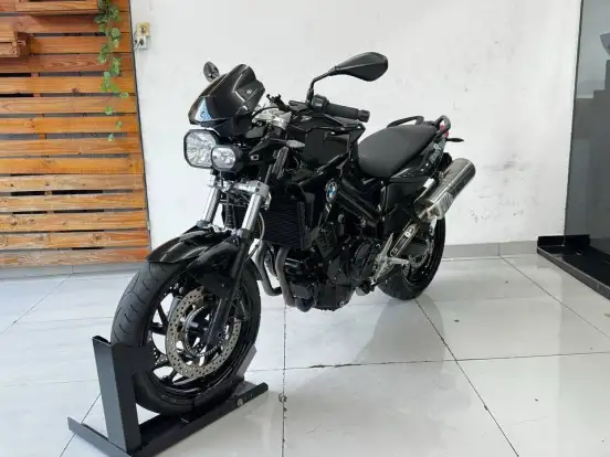 BMW-F 800 R BMW-F 800 R-2013