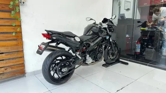 BMW-F 800 R-2013