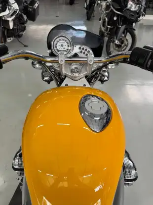 BMW-R 1200 C-2000