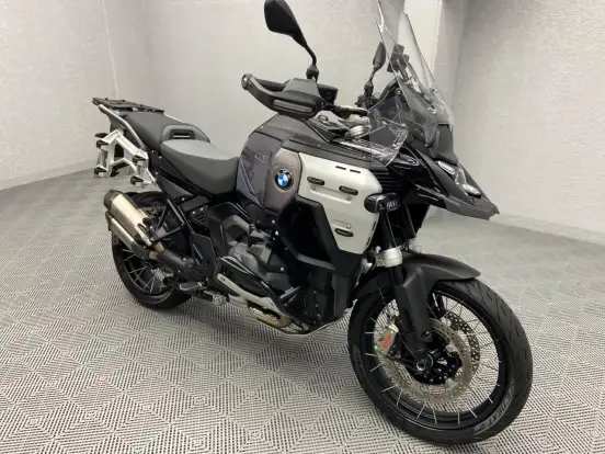 BMW-R 1300 GS ADVENTURE TRIPLE BLACK BMW-R 1300 GS ADVENTURE TRIPLE BLACK-2026