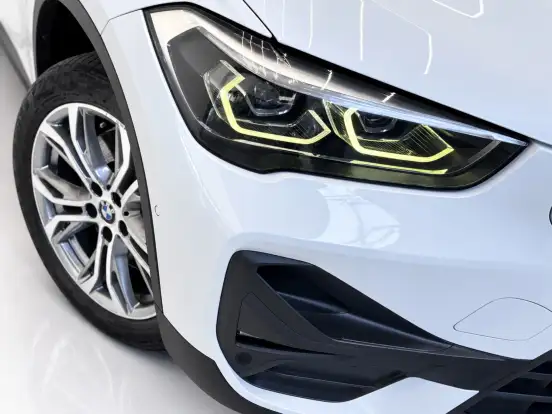BMW-X1-2.0 16V TURBO ACTIVEFLEX SDRIVE20I X-LINE 4P AUTOMÁTICO BMW-X1-2021