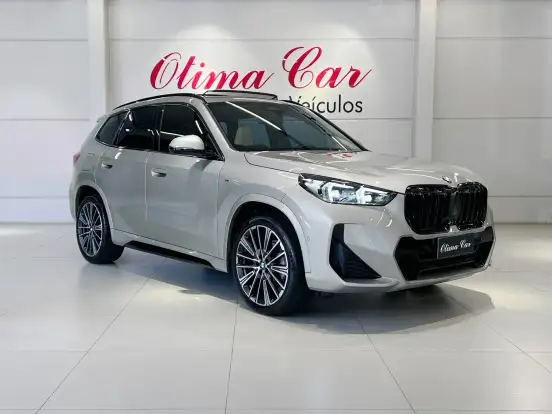 BMW-X1-2024