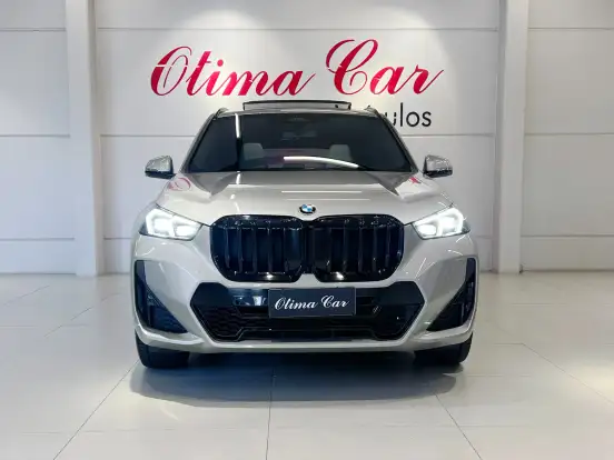 BMW-X1-2024