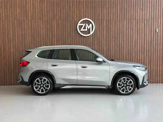 BMW-X1-2.0 16V TURBO GASOLINA SDRIVE20I X-LINE STEPTRONIC BMW-X1-2023