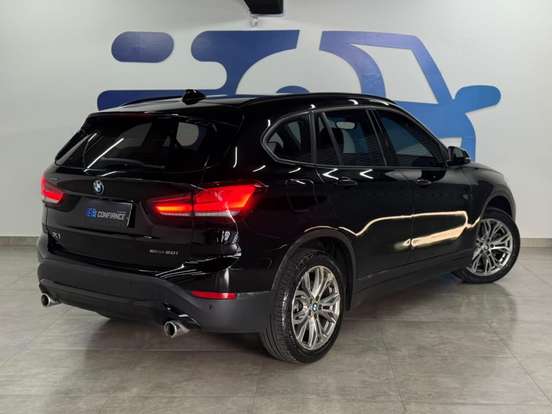 BMW-X1-2021