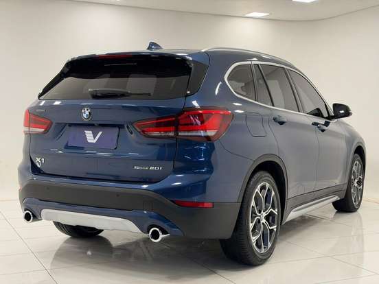 BMW-X1-2022
