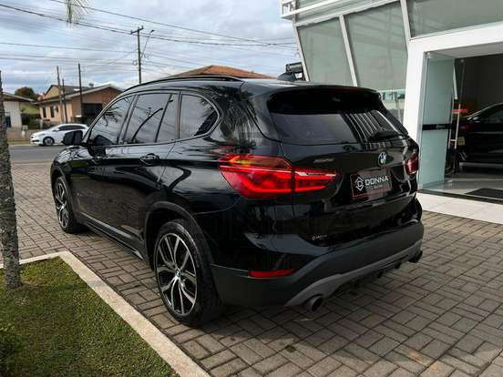 BMW-X1-2.0 16V TURBO ACTIVEFLEX XDRIVE25I SPORT 4P AUTOMÁTICO BMW-X1-2017