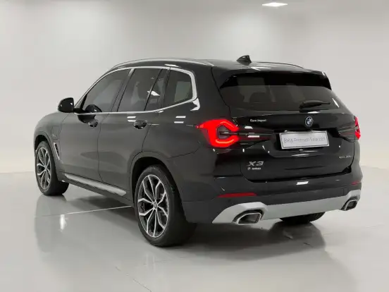 BMW-X3-2.0 16V HÍBRIDO X LINE XDRIVE30E STEPTRONIC BMW-X3-2021