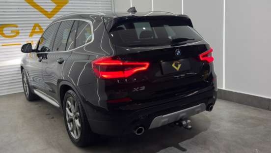 BMW-X3-2018