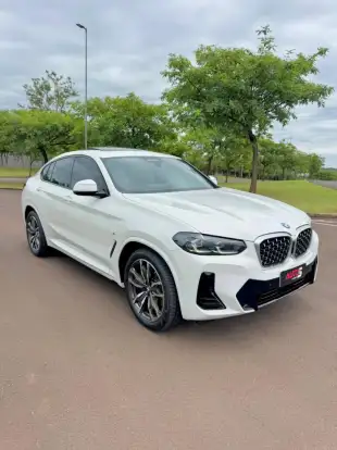 BMW-X4-2023