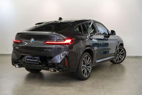 BMW-X4-2023
