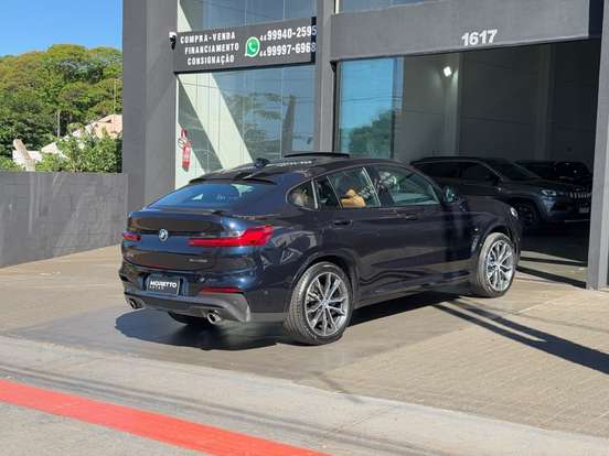 BMW-X4-2019