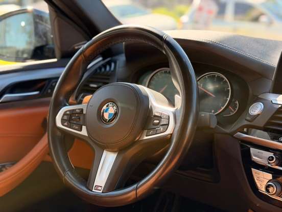 BMW-X4-2019