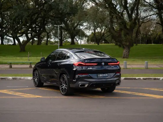 BMW-X6-3.0 TWINPOWER GASOLINA XDRIVE40I M SPORT AUTOMÁTICO BMW-X6-2023