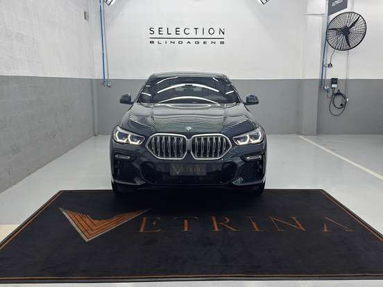 BMW-X6-2021