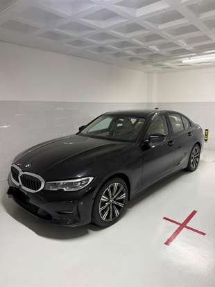 BMW-320i-2020