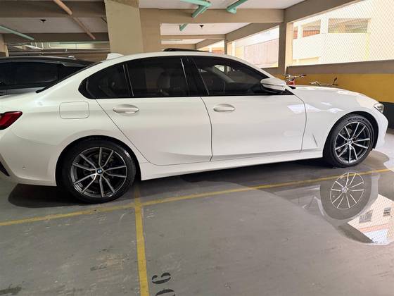 BMW 320i 2.0 16V TURBO GASOLINA SPORT GP AUTOMÁTICO