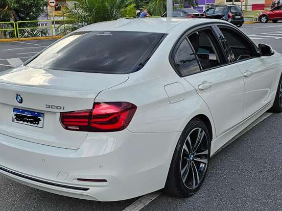 BMW-320i-2.0 SPORT GP 16V TURBO ACTIVE FLEX 4P AUTOMÁTICO BMW-320i-2018