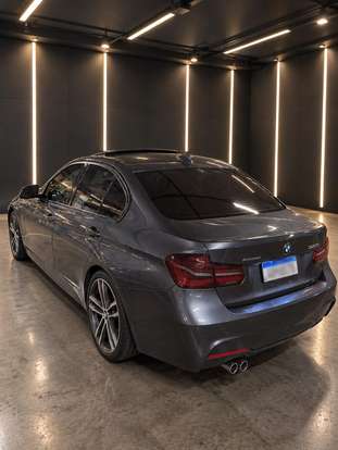 BMW-328i-2018