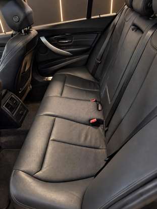 BMW-328i-2018