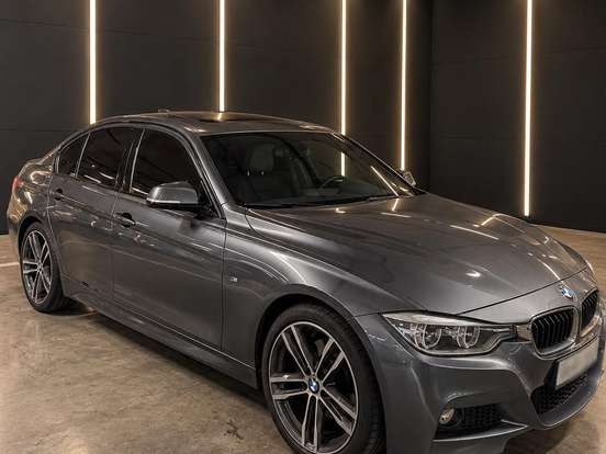 BMW-328i-2.0 M SPORT 16V ACTIVEFLEX 4P AUTOMÁTICO BMW-328i-2018