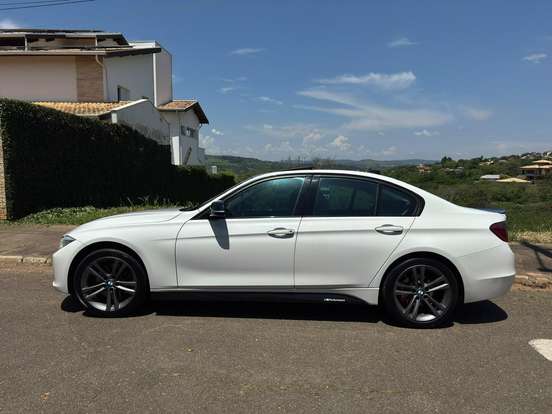 BMW-328i-2013