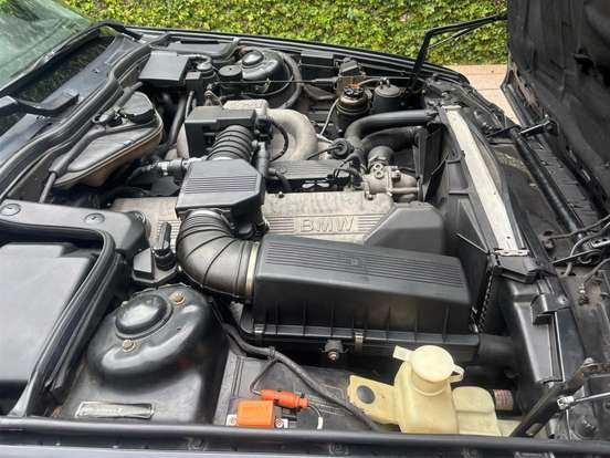 BMW-535i-3.5 SEDAN 24V GASOLINA 4P AUTOMÁTICO BMW-535i-1992