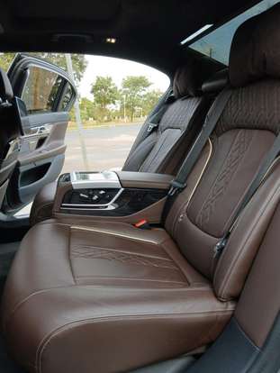 BMW-745Le-2022