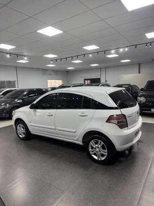 CHEVROLET-AGILE-2010