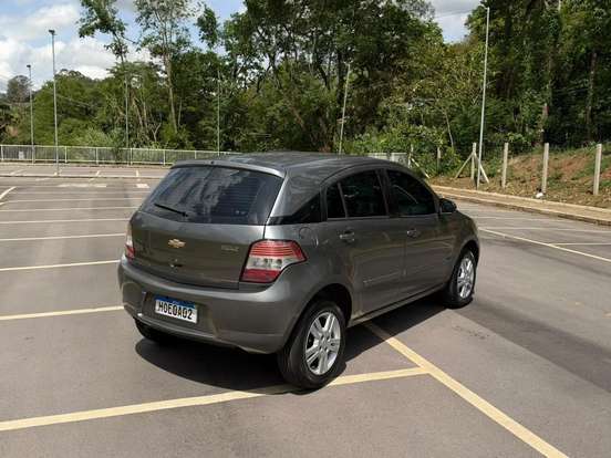 CHEVROLET-AGILE-1.4 MPFI LTZ 8V FLEX 4P MANUAL CHEVROLET-AGILE-2011