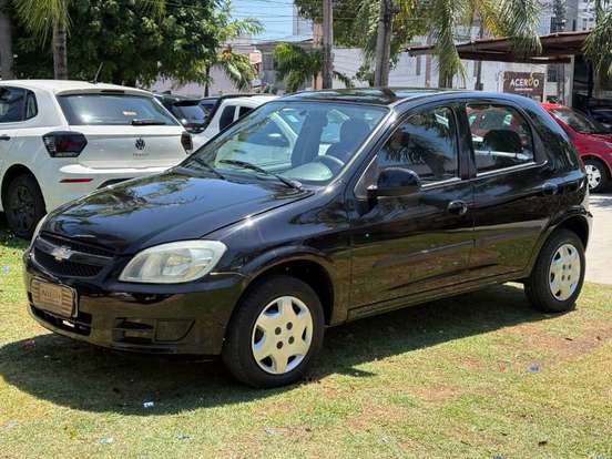 CHEVROLET-CELTA-2013