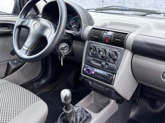 CHEVROLET-CLASSIC-2010