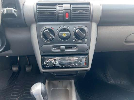 CHEVROLET-CLASSIC-2010