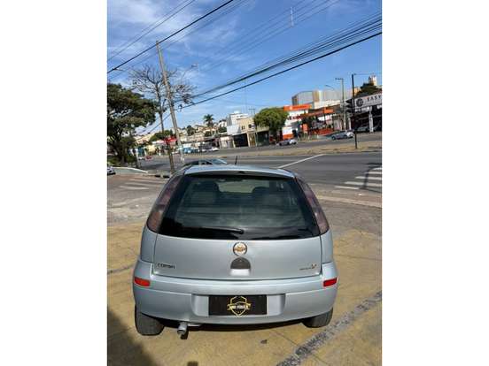 CHEVROLET-CORSA-2010
