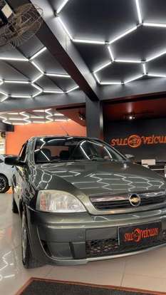 CHEVROLET-CORSA-2010