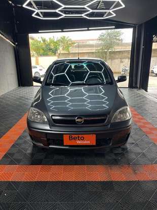CHEVROLET-CORSA-2011