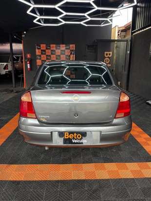CHEVROLET-CORSA-2011