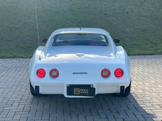 CHEVROLET-CORVETTE-1977