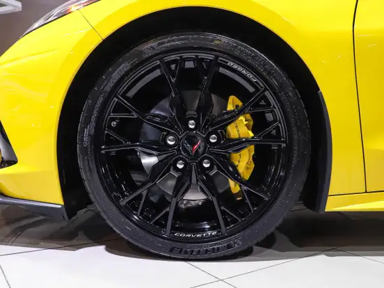 CHEVROLET-CORVETTE-6.2 V8 LT1 GASOLINA STINGRAY CONVERSIVEL AUTOMÁTICO CHEVROLET-CORVETTE-2025