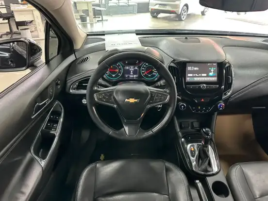 CHEVROLET-CRUZE-2017