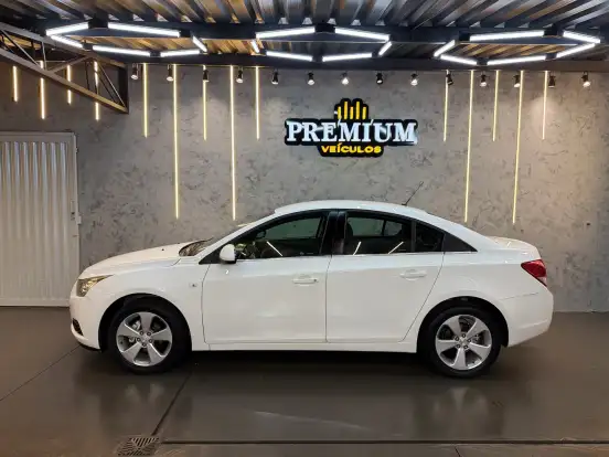 CHEVROLET-CRUZE-2014