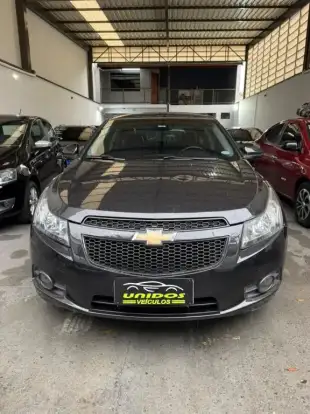 CHEVROLET-CRUZE-2011